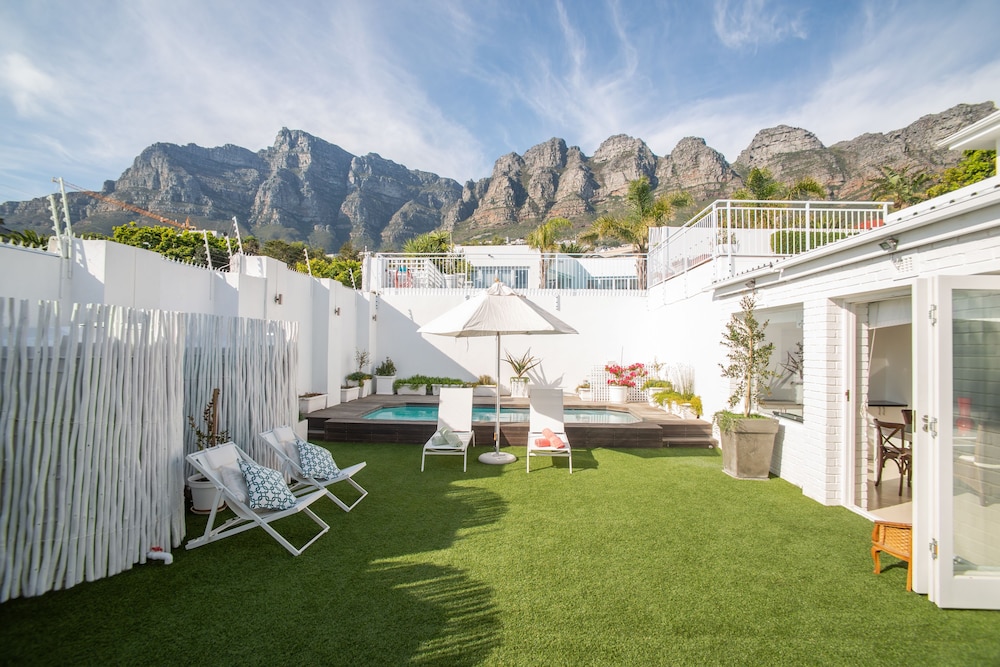 Funkey Villas