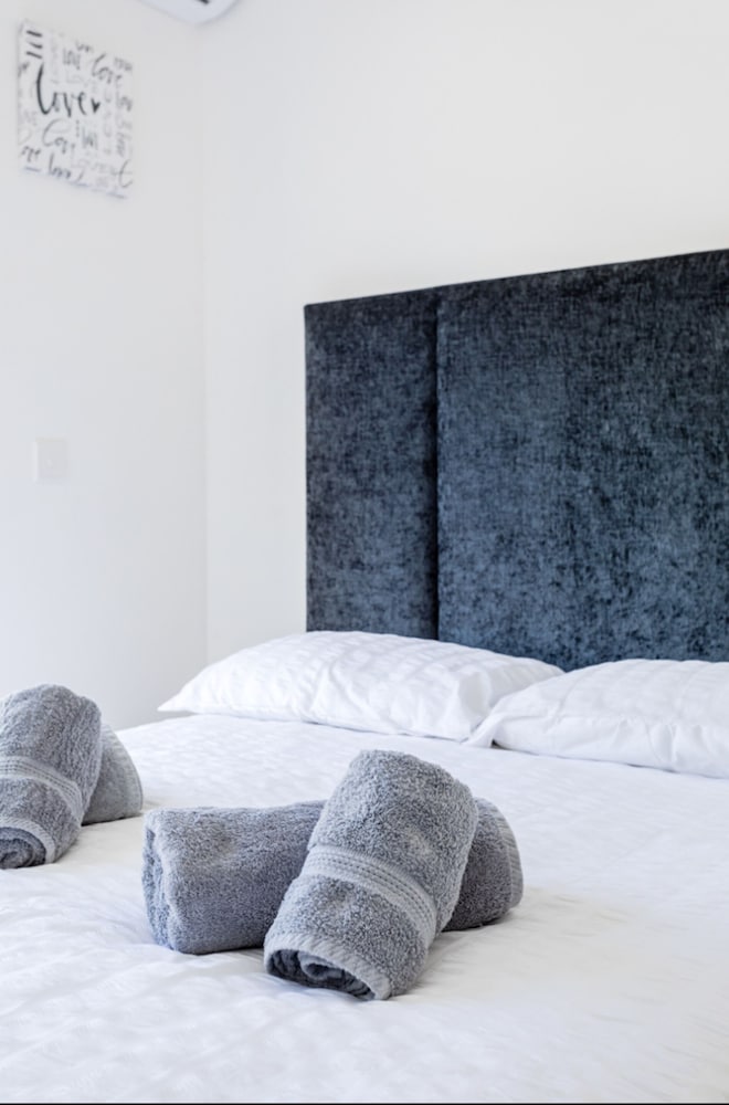 San Giljan Stylish Apartment - Property Image 15