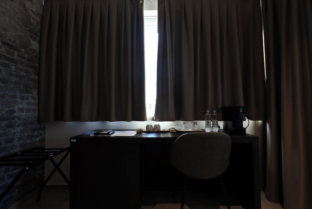 B&B Arena Prestige Rooms