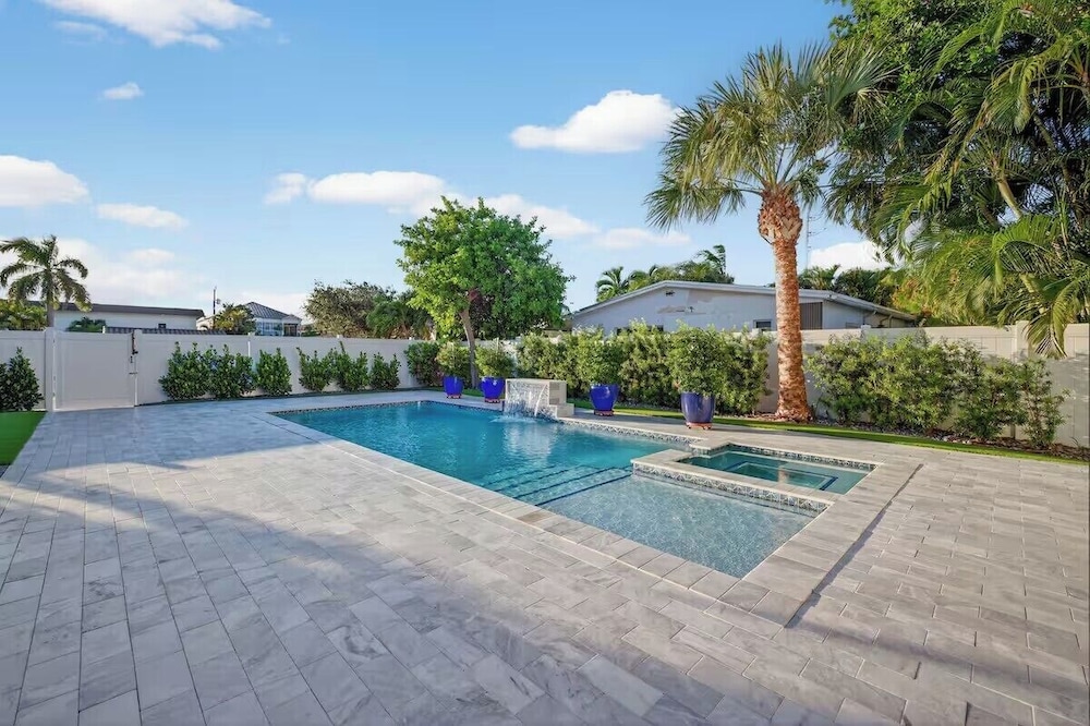 Paradise by the Sea - Cottage