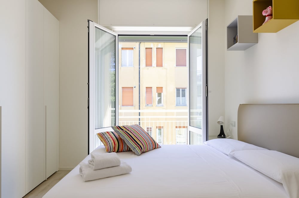 JOIVY Apt For 4, Near Centre, Beach And Train Station view 5