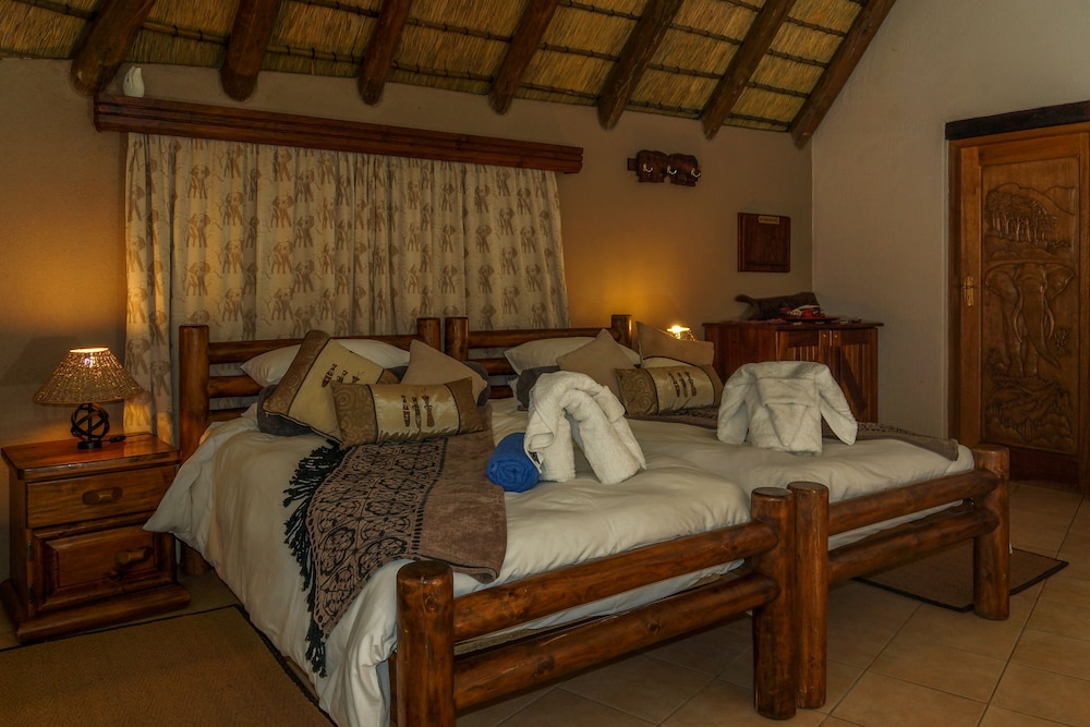 Ondundu Lodge view 4