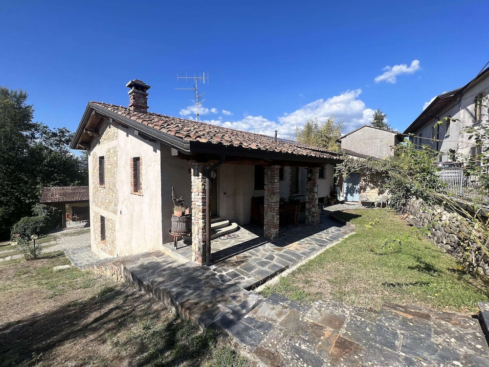 Farmhouse in Aulla With Private Pool view 4