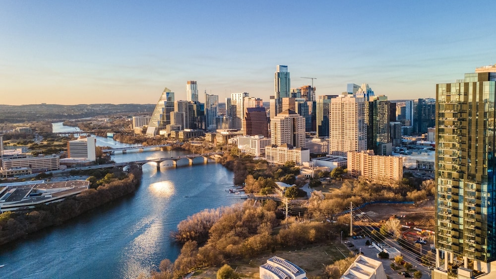 Billy by Avantstay Brand New Condo in Austin w/ Amazing Amenities - Image 4