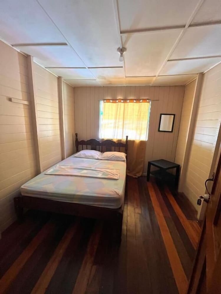 Hostel Pura Vida