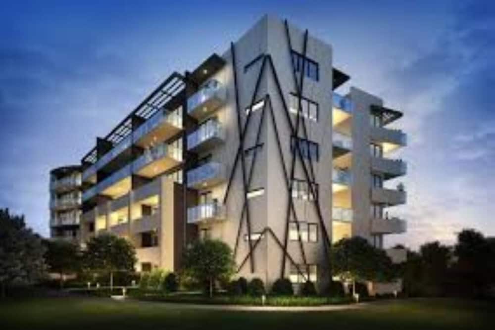 Accommodate Canberra - Indigo