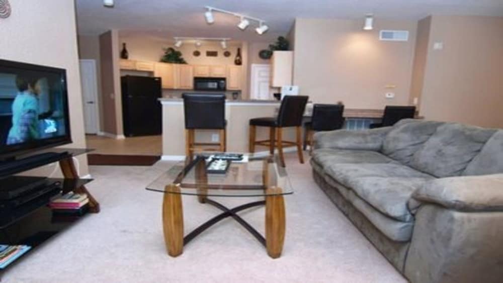 Tr702 - Terrace Ridge - 3 Bed 2 Baths Condo view 3