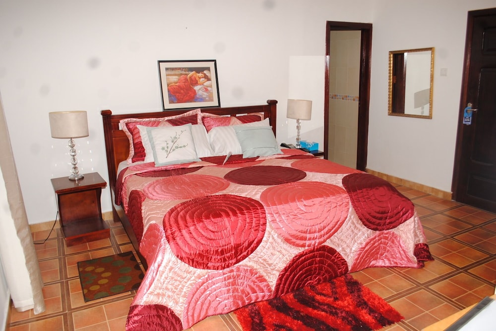 Madison Executive Guesthouse view 3