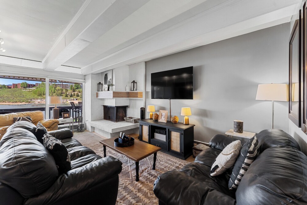 Anchorage West Condos Building 10, Unit #105