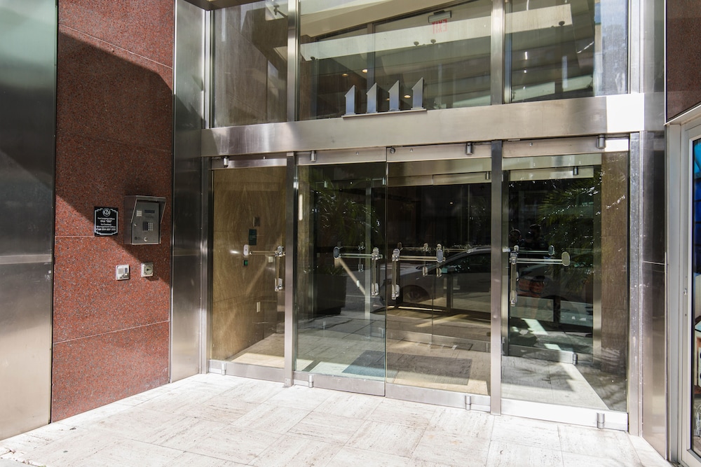 New Orleans Vacations - Modern 4BR Condo in the Heart of NOLA - Property Image 25