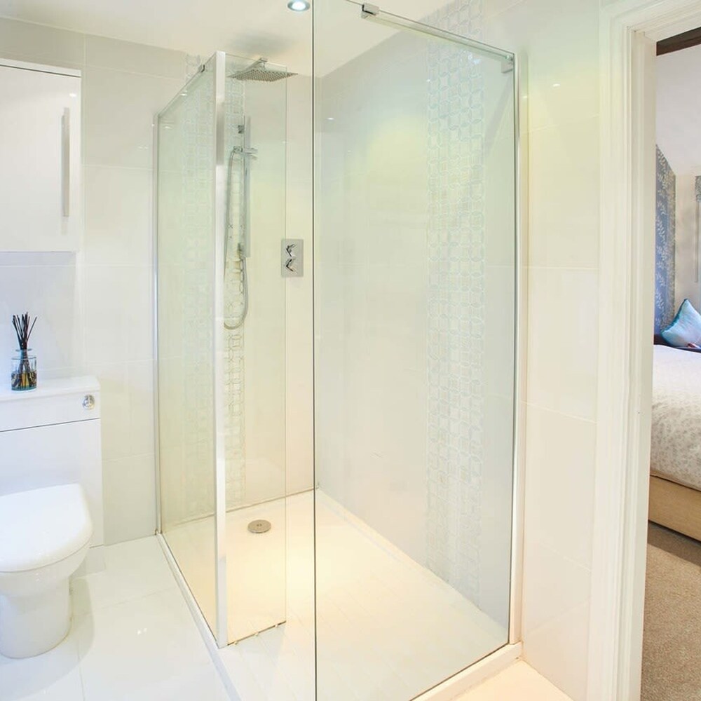 Host Stay Rosella Cottage