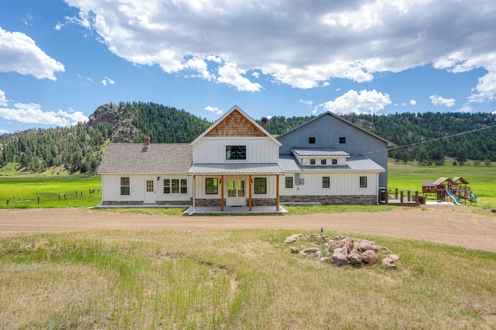 Creekside Florrisant Hideaway - Great for Anglers!