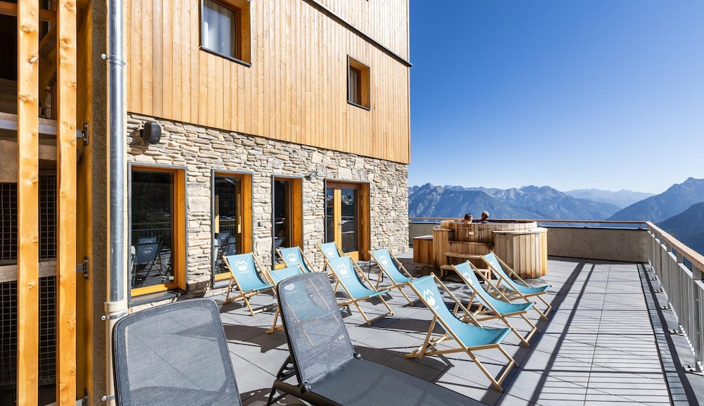 Apartment in Risoul With Ski-in/ski-out Access