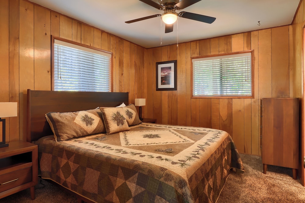 The Redwoods Cabin