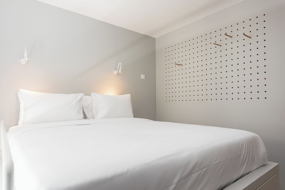 MIXT by Zoia Living