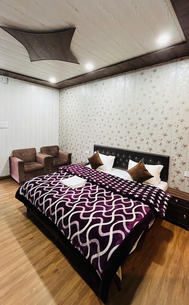 Dev Bhoomi Resort
