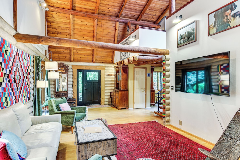 Lake Margaret Access: Boho Log Cabin w/ Backyard