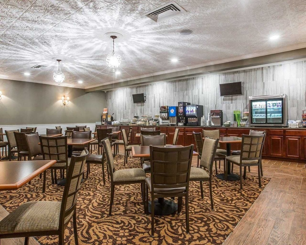 St. Lawrence Hotel