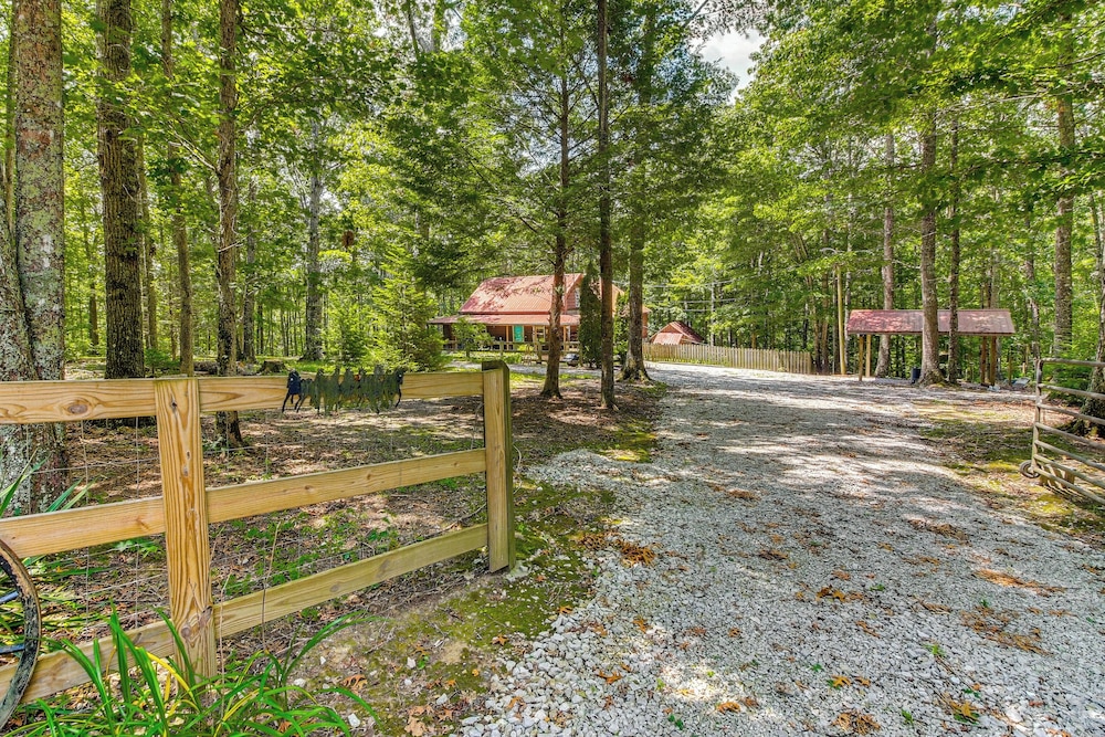 Sunroom, Grill & Wraparound Porch: Jamestown Home