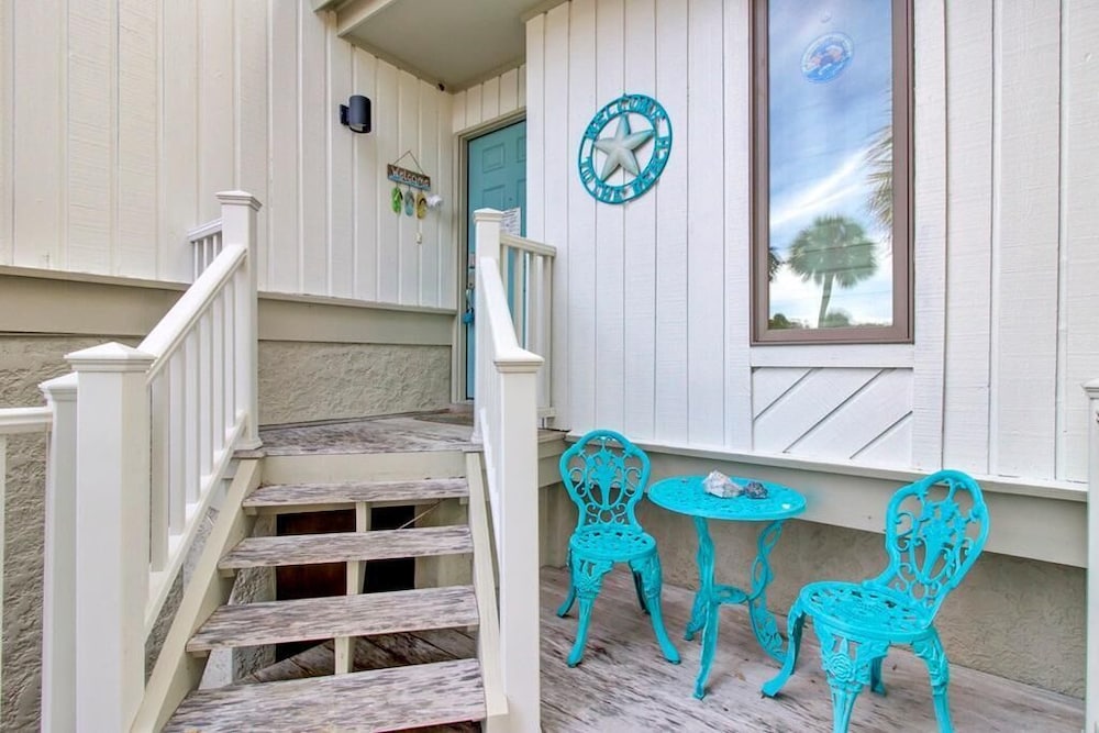 Racquet Club 35 by Wild Dunes, in Resort Core