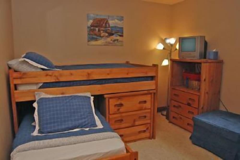 Trailside Villa