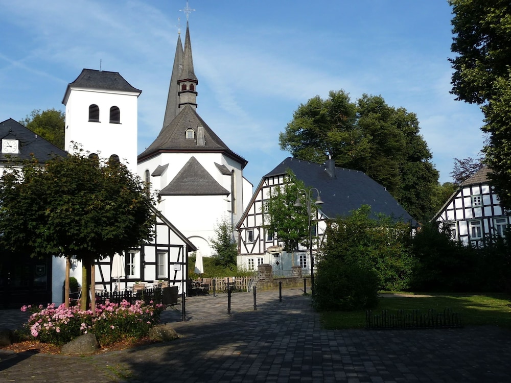 Photo 32