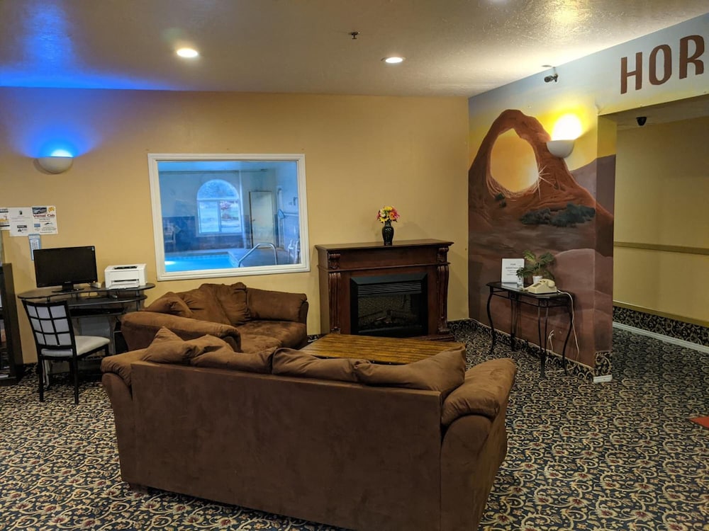 Horizon Hotel, Bilde 45