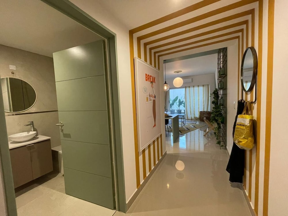 Ayres Suites Moreno