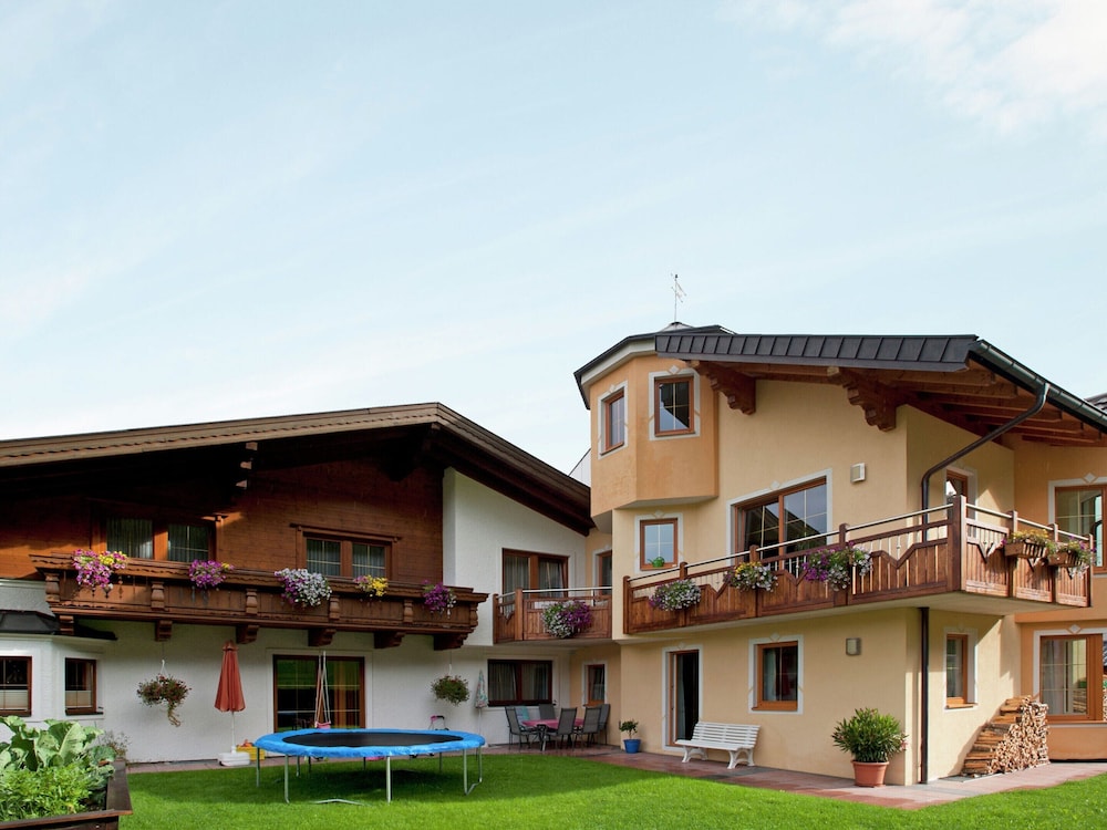 Apartment in Altenmarkt Near Ski Lifts