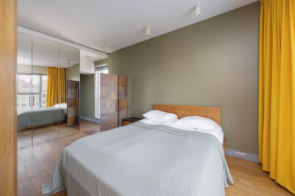 Studio With a View of Warsaw by Renters