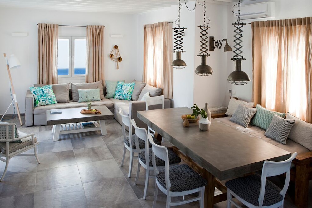 Amperian Mykonos Suites & Villas