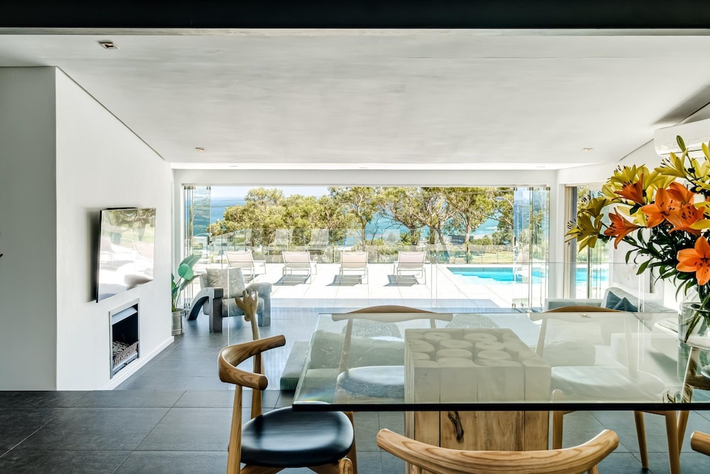 Ocean View Camps Bay 5bed Villa w Pool Valtameri