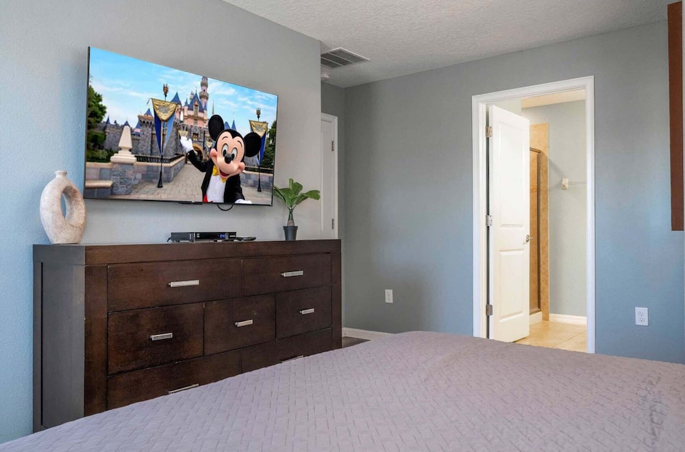 Disney Days & Poolside Nights At Storey Lake