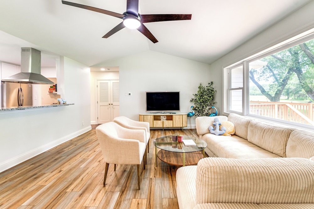 Pets Welcome: Riverfront Getaway in Colonial Beach
