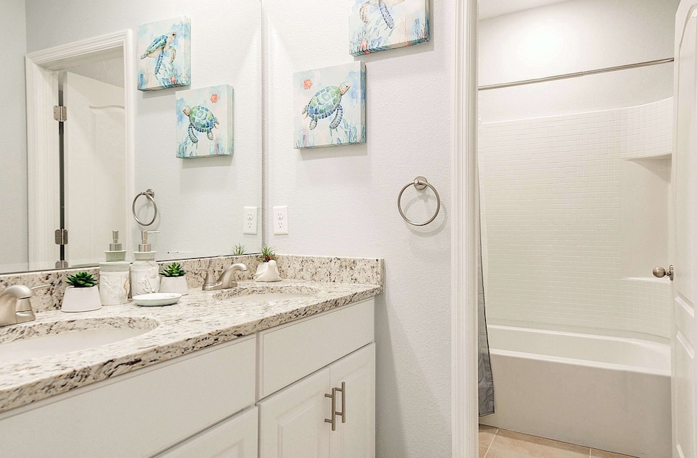 7643 Beautiful 6-bedroom Family Home With Private Pool Near Disney World