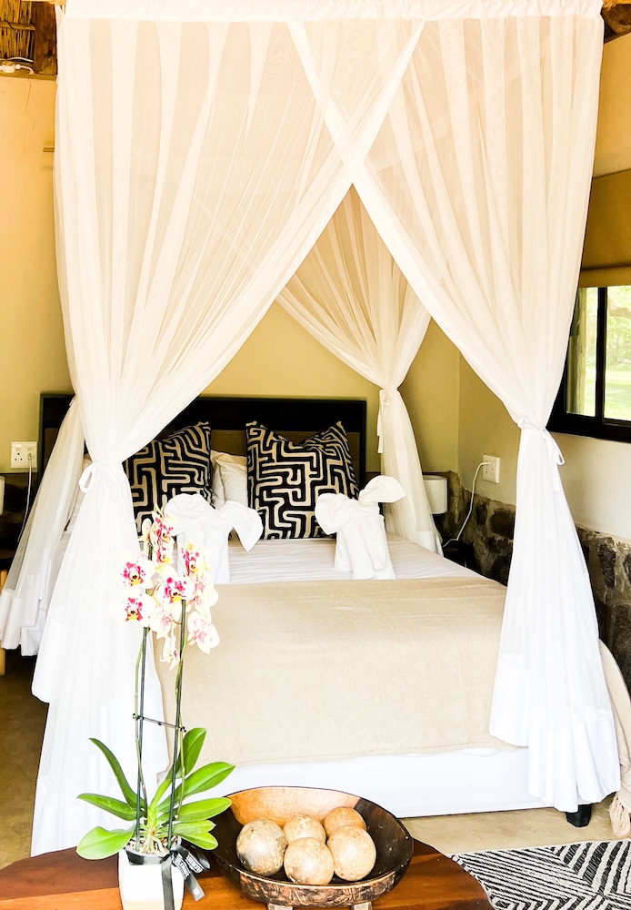 Baluleni Safari Lodge