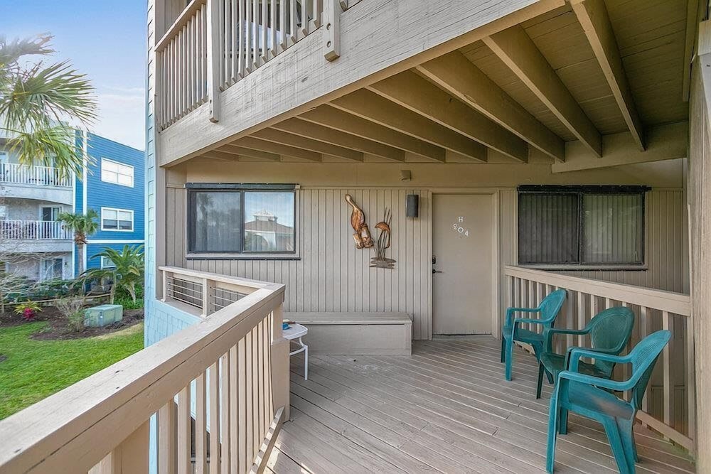 Unwind at St Augustine's Beachfront Oasis