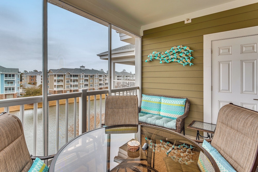 3 Mi to Myrtle Beach: Condo w/ Pool Access