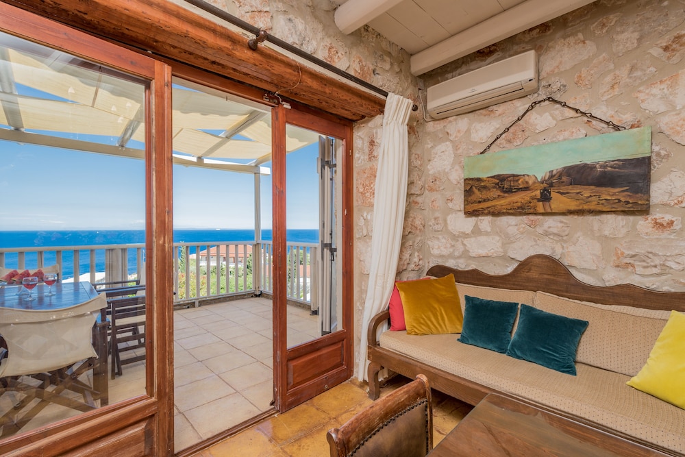 Orfos Villas
