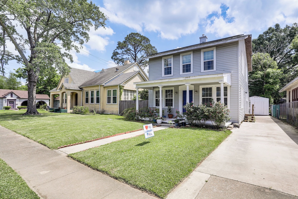 2 Mi to Lsu: Mid City Home w/ Yard & Patio!