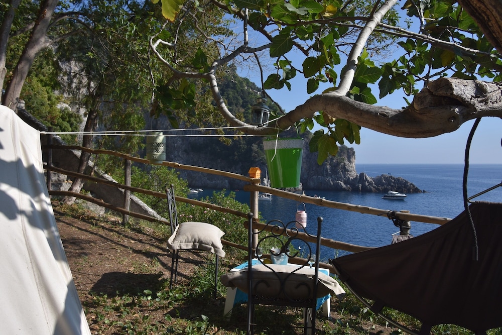 Bella Baia Glamping