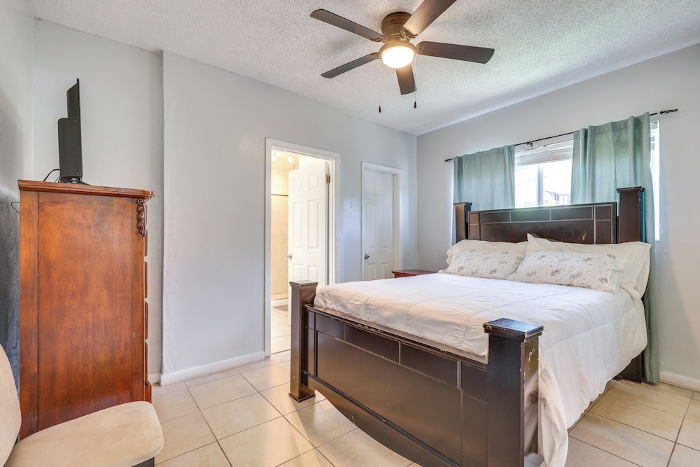 Stay Near Las Olas Beach: Home w/ Fenced Backyard