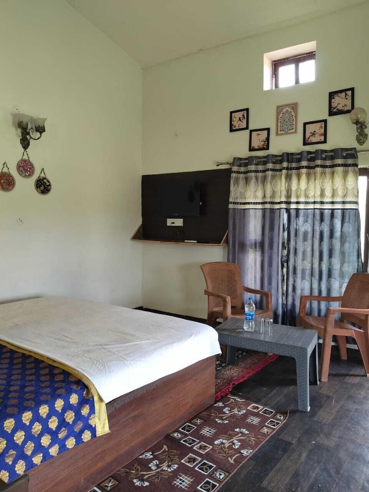 JAMTARA FARMSTAY pench tiger reserve