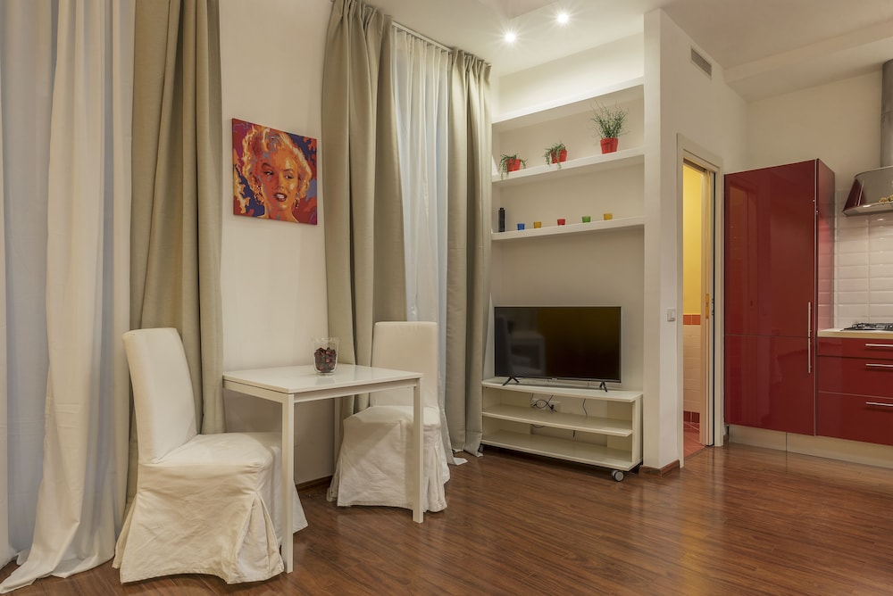 Castro Pretorio & Sallustiano Lovely Flat