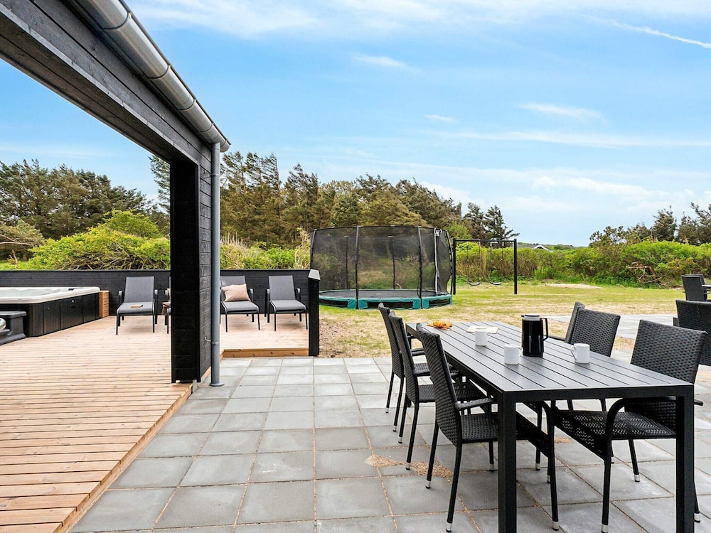 5 Star Holiday Home in Lokken
