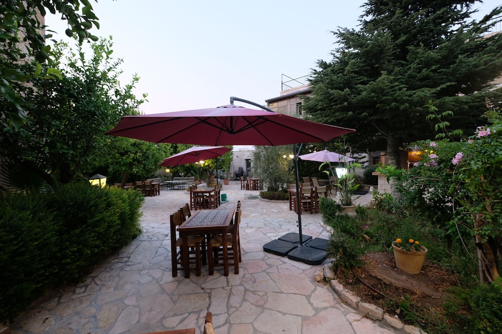 St. George’s Cathedral Pilgrim Guesthouse – Jerusalem