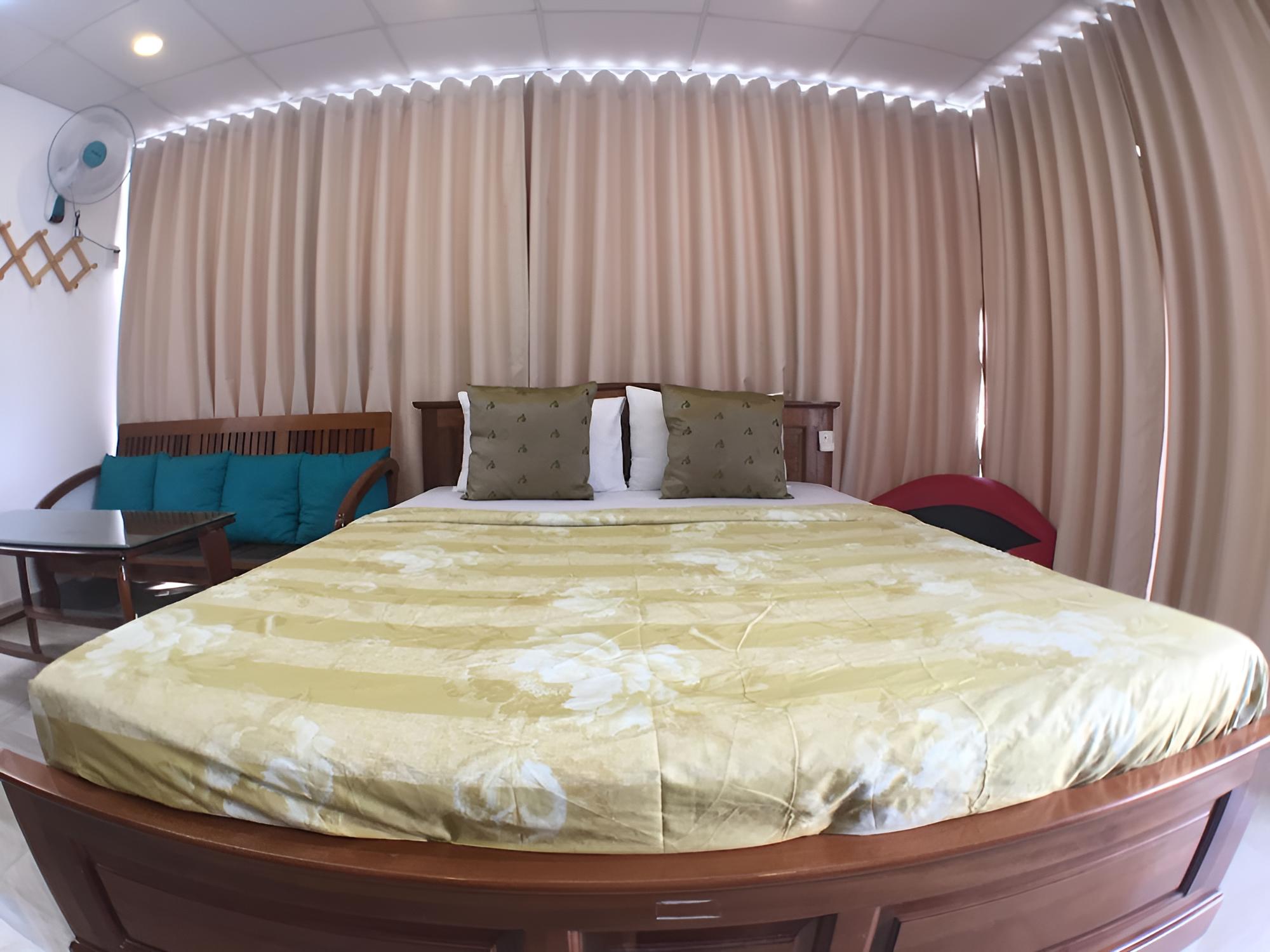 Funny Guesthouse