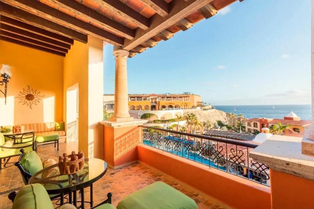 Hacienda Encantada
