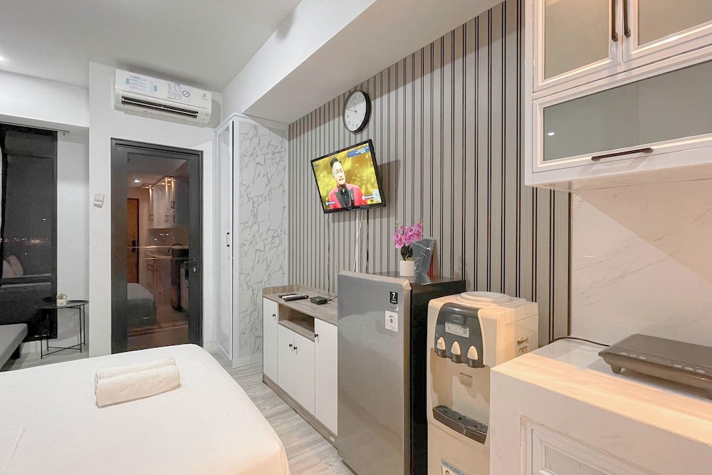 Modern Scandinavian Studio At Delft Ciputra Makassar Apartment