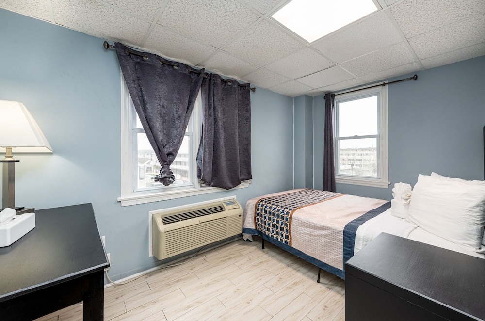 Hammock Inn & Suites - Jersey Shore